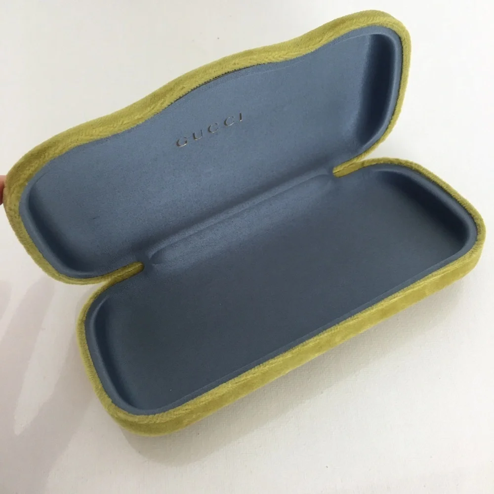 GUCCI Hard Clamshell Replacement Eyeglass Case Lime Green Velour Sunglasses Case